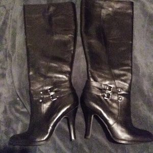 Arturo Chiang Black Leather Boots